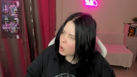 Snapshot of bellybooxo chatting on April 13, 2026, 6:08 am LinaBoo online show from April 13, 2026, 6:08 am