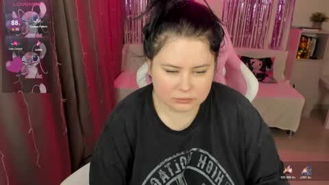 Snapshot of bellybooxo chatting on May 4, 2026, 9:27 am LinaBoo online show from May 4, 2026, 9:27 am
