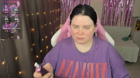 Snapshot of bellybooxo chatting on May 15, 2026, 8:21 am LinaBoo online show from May 15, 2026, 8:21 am