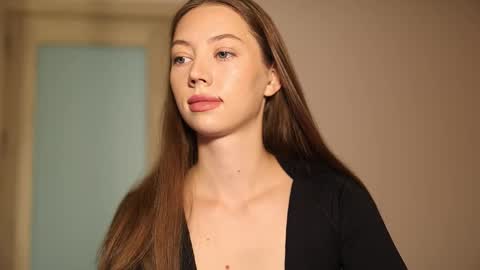 Snapshot of bembi__boom chatting on January 6, 2026, 2:04 am Ashley online show from January 6, 2026, 2:04 am