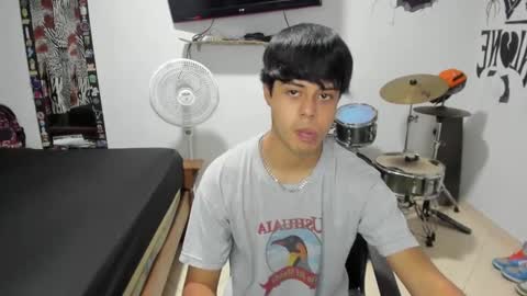 Snapshot of ben_falcon chatting on December 9, 2024, 10:52 pm Ben online show from December 9, 2024, 10:52 pm