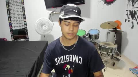 Snapshot of ben_falcon chatting on December 13, 2024, 11:17 pm Ben online show from December 13, 2024, 11:17 pm