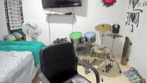 Snapshot of ben_falcon chatting on February 25, 2025, 11:00 pm Ben online show from February 25, 2025, 11:00 pm