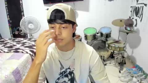 Snapshot of ben_falcon chatting on November 5, 2025, 3:17 am Ben online show from November 5, 2025, 3:17 am