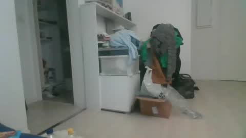 Snapshot of benbare13 chatting on December 9, 2024, 7:50 pm benbare13 online show from December 9, 2024, 7:50 pm