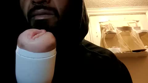 Snapshot of bendovereasy chatting on November 29, 2025, 11:08 pm bendovereasy online show from November 29, 2025, 11:08 pm