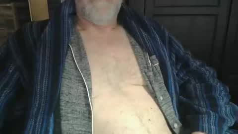 Snapshot of bendrinkin chatting on February 20, 2025, 10:16 am bendrinkin online show from February 20, 2025, 10:16 am