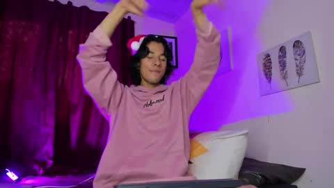 benjamin_fiore online show from December 26, 2024, 11:54 am