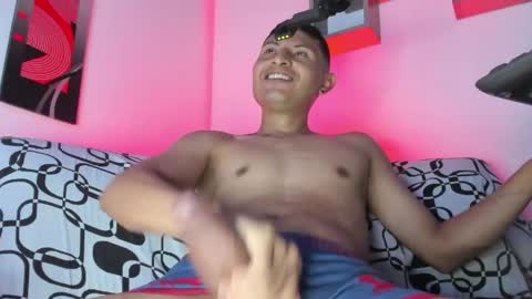 Snapshot of benjamin_greyxxx chatting on May 26, 2026, 11:12 pm benjamin online show from May 26, 2026, 11:12 pm