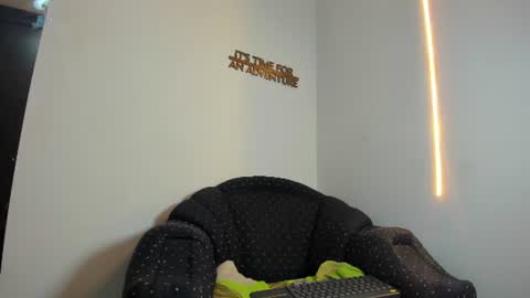 Benjamin online show from July 11, 2026, 1:36 pm