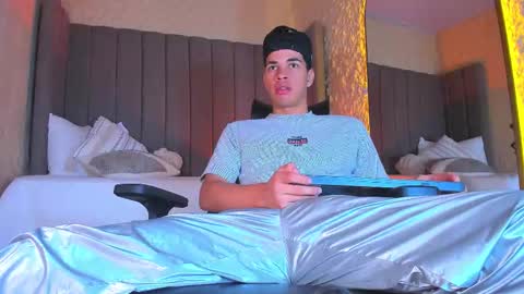 BENJAMIN online show from November 27, 2025, 12:29 pm