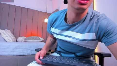 BENJAMIN online show from May 18, 2026, 3:46 am