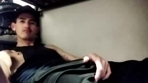 Snapshot of bennivanni chatting on February 5, 2025, 2:29 am bennivanni online show from February 5, 2025, 2:29 am