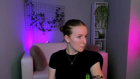 Benny online show from September 23, 2025, 12:19 pm