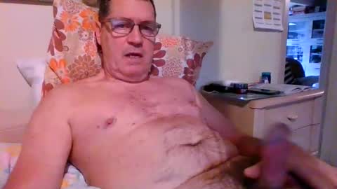 Snapshot of bennybutterfly007 chatting on January 15, 2026, 12:54 pm bennybutterfly007 online show from January 15, 2026, 12:54 pm