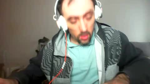 bentish online show from December 29, 2024, 2:10 pm