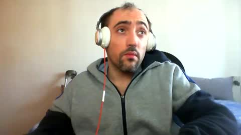 bentish online show from February 18, 2025, 11:11 am