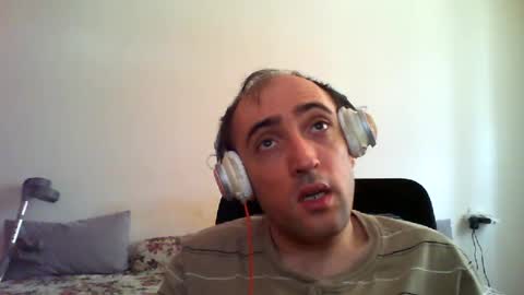 Snapshot of bentish chatting on June 26, 2026, 7:57 am bentish online show from June 26, 2026, 7:57 am