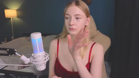 Snapshot of benty_bunny chatting on February 5, 2025, 11:12 am Alice online show from February 5, 2025, 11:12 am