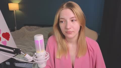 Snapshot of benty_bunny chatting on February 11, 2025, 11:10 am Alice online show from February 11, 2025, 11:10 am