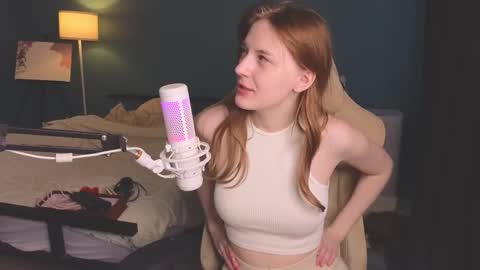 Snapshot of benty_bunny chatting on October 17, 2025, 10:40 am Alice online show from October 17, 2025, 10:40 am