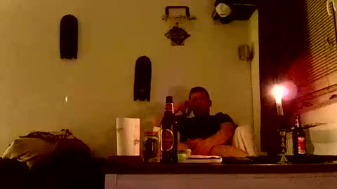 Benutzmich0800 online show from September 10, 2025, 9:37 pm