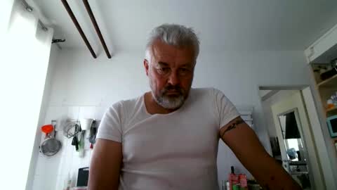 Martin online show from October 16, 2025, 10:38 am