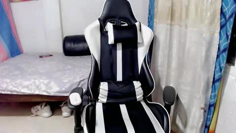 Bergon77 online show from February 25, 2025, 3:42 am