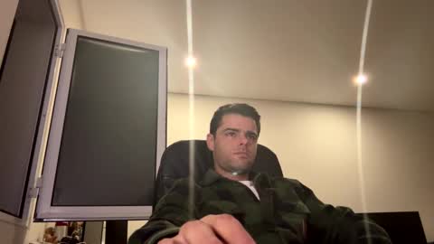 Snapshot of berltex chatting on December 5, 2024, 2:09 am Berltex online show from December 5, 2024, 2:09 am