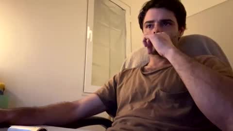 Snapshot of berltex chatting on December 17, 2025, 3:01 am Berltex online show from December 17, 2025, 3:01 am