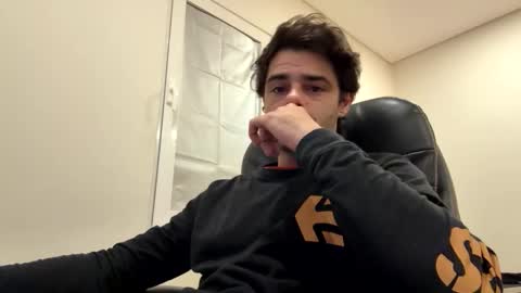 Snapshot of berltex chatting on January 18, 2026, 2:15 am Berltex online show from January 18, 2026, 2:15 am