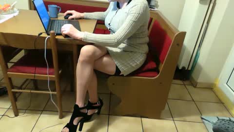 Snapshot of bernadetanylon chatting on February 14, 2026, 7:16 am Bernadetanylon online show from February 14, 2026, 7:16 am