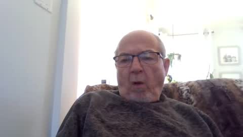 bernard1102 online show from January 25, 2025, 3:20 pm