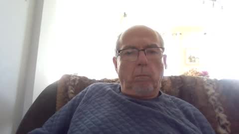 bernard1102 online show from October 4, 2025, 5:55 pm