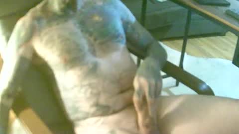 Snapshot of bernhard666 chatting on January 1, 2025, 5:33 pm bernhard666 online show from January 1, 2025, 5:33 pm