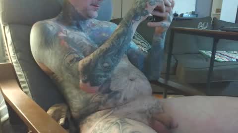 Snapshot of bernhard666 chatting on January 19, 2025, 1:55 pm bernhard666 online show from January 19, 2025, 1:55 pm