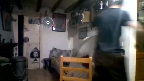 Snapshot of bernichaos77 chatting on March 24, 2026, 1:54 am bernichaos77 online show from March 24, 2026, 1:54 am