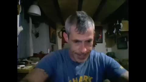 bernichaoss77 online show from February 15, 2025, 9:26 pm