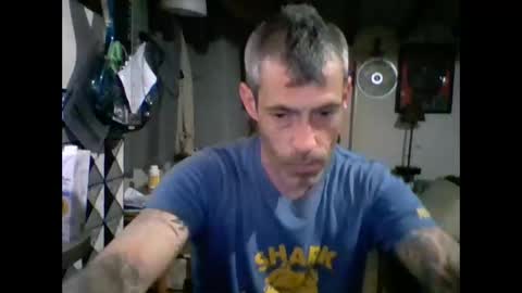 bernichaoss77 online show from February 17, 2025, 8:15 pm