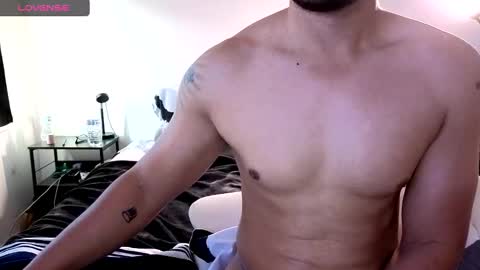 berriess_ online show from October 18, 2025, 12:06 pm