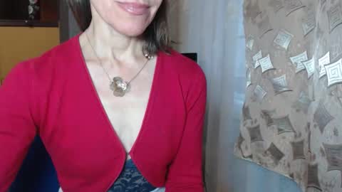 berry2024 online show from November 7, 2025, 5:29 am