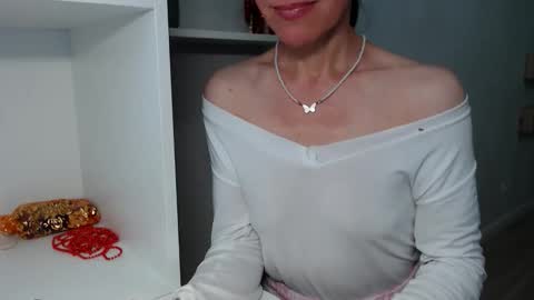 berry2024 online show from May 25, 2026, 6:08 am