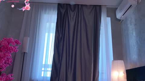 Snapshot of berrybitte chatting on April 6, 2026, 8:37 am berrybitte online show from April 6, 2026, 8:37 am