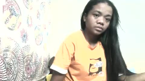 berthine99996 online show from May 28, 2026, 9:56 pm
