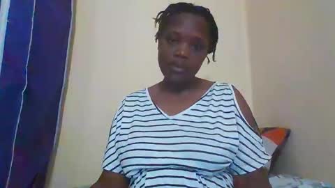 Snapshot of beryl_ebony chatting on September 30, 2025, 12:21 pm beryl_ebony online show from September 30, 2025, 12:21 pm