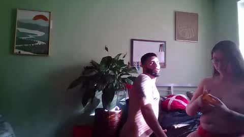 Snapshot of besosypasion chatting on November 27, 2025, 6:43 pm besosypasion online show from November 27, 2025, 6:43 pm