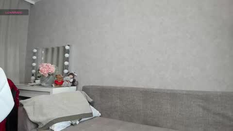 best__angelica online show from December 4, 2025, 7:28 am