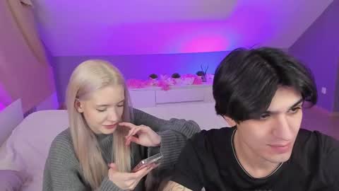 Danny and Kira online show from March 9, 2025, 5:49 pm