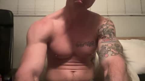 Snapshot of bestcoast35 chatting on November 2, 2025, 5:21 am Bestcoast3579 online show from November 2, 2025, 5:21 am