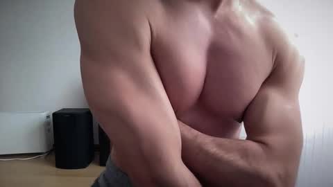 Snapshot of bestdick1991 chatting on May 15, 2026, 1:51 pm BEST online show from May 15, 2026, 1:51 pm